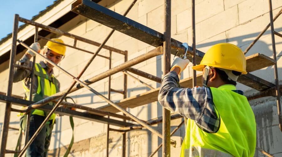 Professional fairlawn roofing services in Esmond, IL